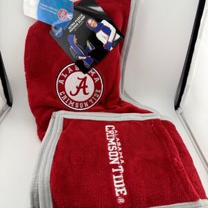 NWT ALABAMA FLEECE HOODIE SCARF WITH POCKETS